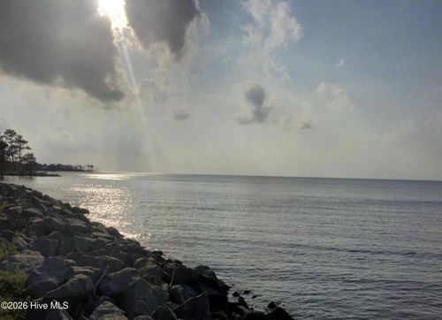 98 Shifting Sands Rd, Columbia, NC, 27925-8019 | Card Image