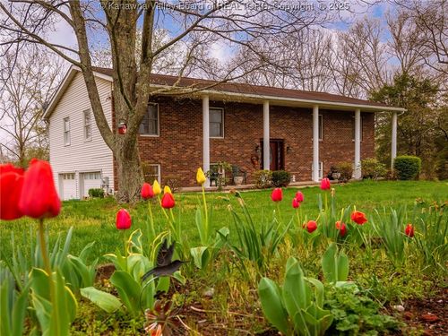 139 Betty Ln, Scott Depot, WV, 25560 | Card Image