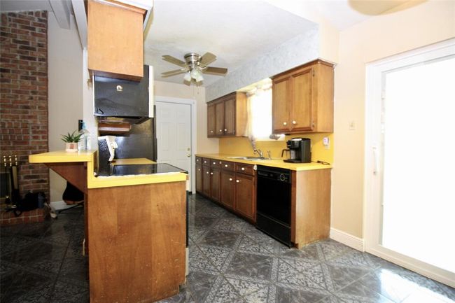 2202 Jones St, House other with 4 bedrooms, 2 bathrooms and 2 parking in Rosenberg TX | Image 19