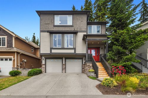 2123 131st Pl Sw, Everett, WA, 98204-6235 | Card Image