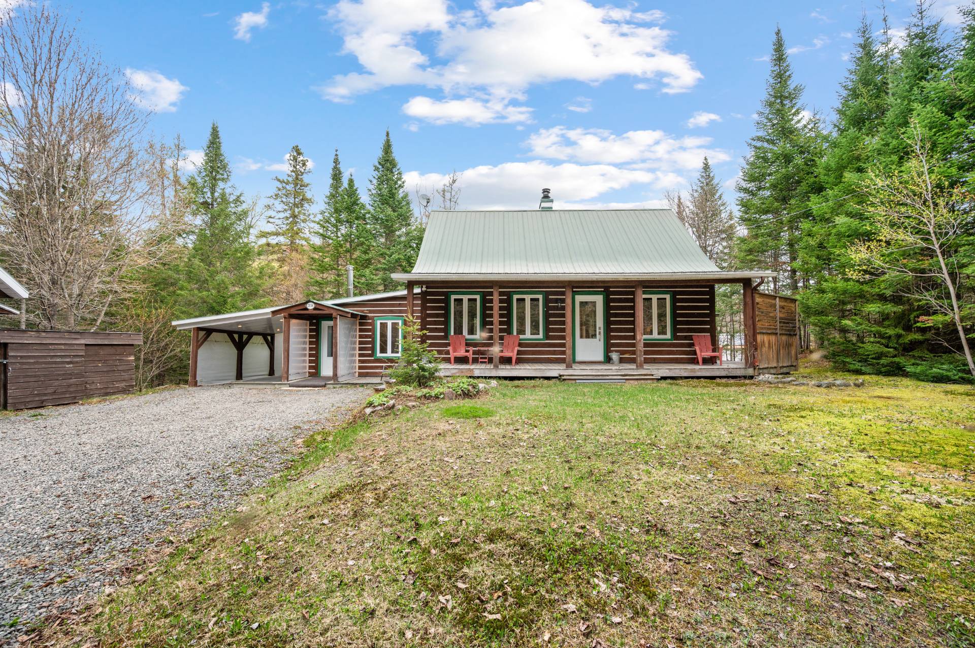 Residential in Saint-Adolphe-d'Howard 5