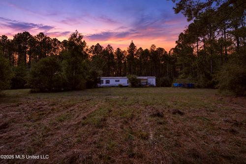13501 Ridgeland Rd, Vancleave, MS, 39565-7658 | Card Image