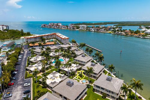 h4-1215 Edington Pl, Marco Island, FL, 34145-2023 | Card Image
