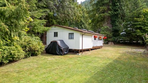 5223 Wesjac Rd, Madeira Park, BC, V0N2H1 | Card Image