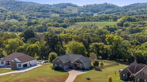 1851 Lochlann Dr, Culleoka, TN, 38451-2763 | Card Image