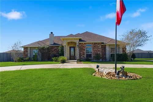 5425 Kitty Hawk Dr, Corpus Christi, TX, 78414-4183 | Card Image