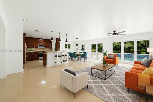 8845 Sw 156th Ter, Palmetto Bay, FL, 33157-2042 | Card Image