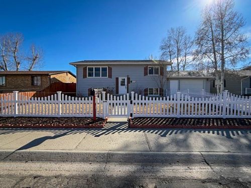 1812 Yellowstone Ave, Worland, WY, 82401-2213 | Card Image