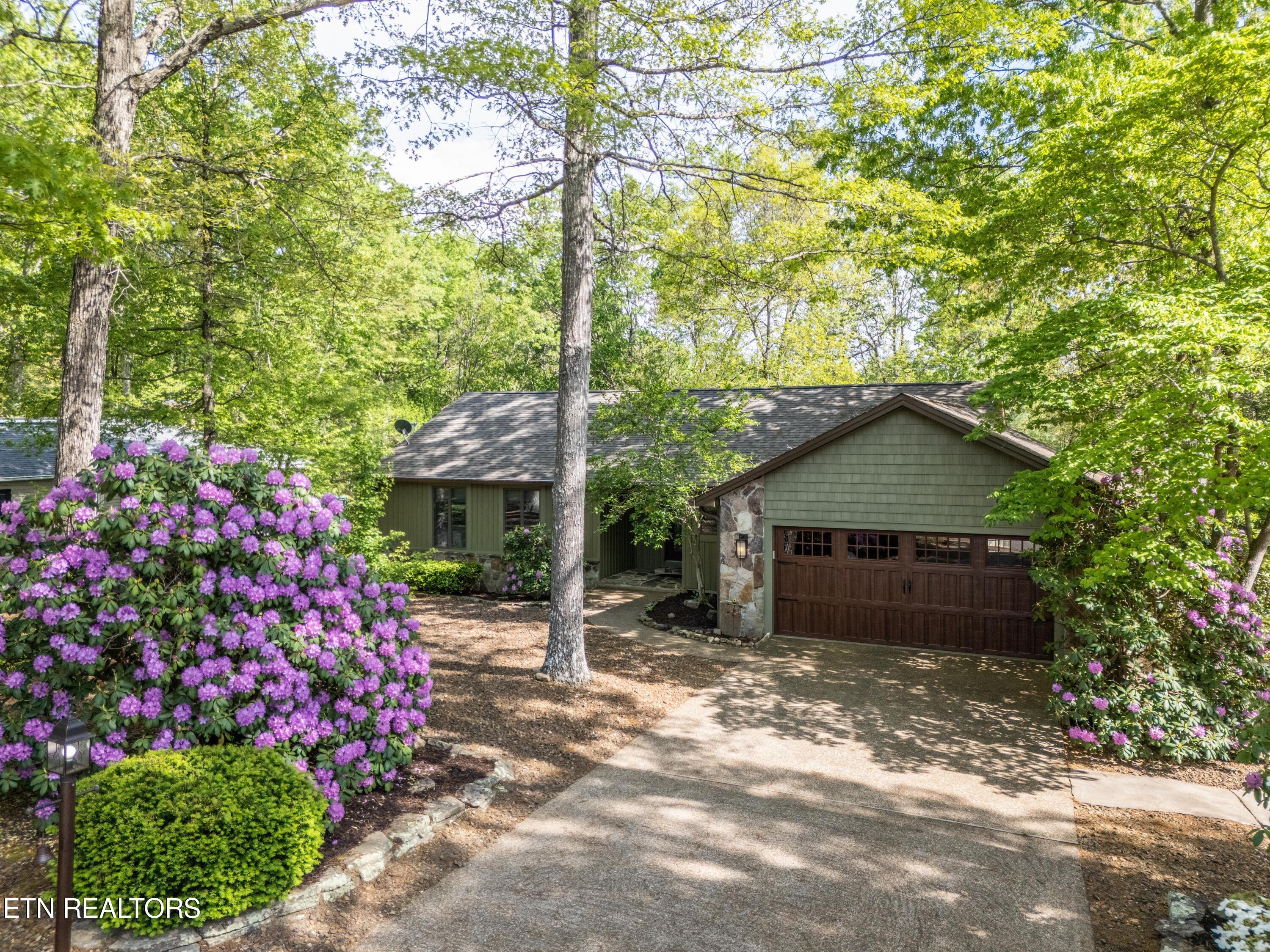 Lakeside Dr, Crossville, TN 38558