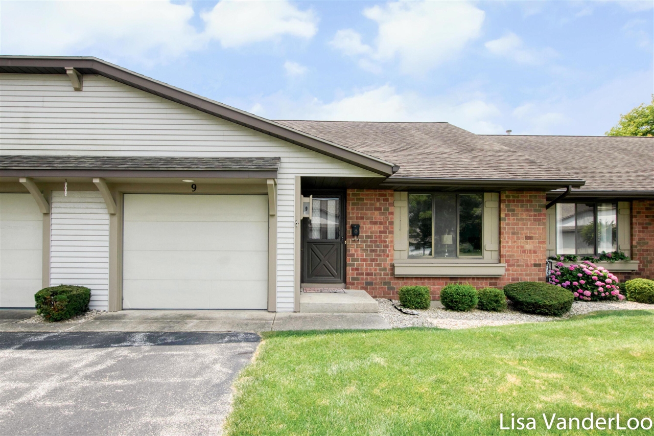 Zeeland Pkwy, Zeeland, MI 49464