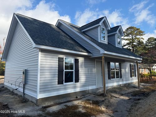 767 Wall St, Grifton, NC, 28530-7035 | Card Image