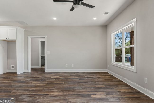 41 Allen Dr, House other with 3 bedrooms, 2 bathrooms and 2 parking in Molena GA | Image 9