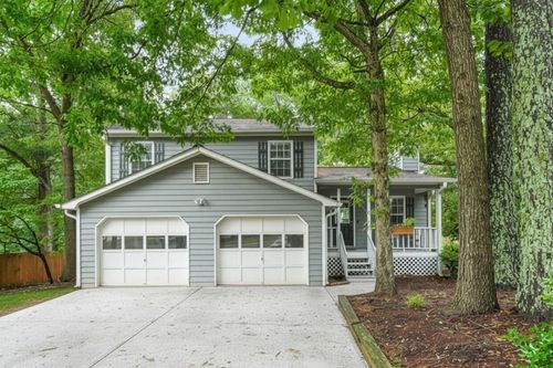 384 Russell Ridge Dr, Lawrenceville, GA, 30043-4327 | Card Image