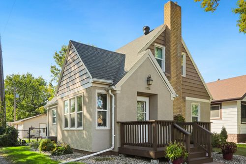 1218 S 1st St, ABERDEEN, SD, 57401-7003 | Card Image