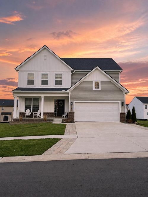 251 Quartz Way, White Lake, MI, 48386-1328 | Card Image
