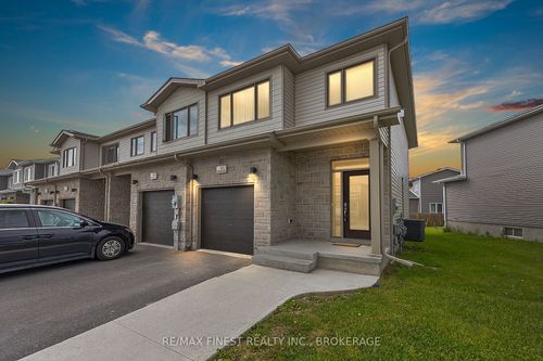 937 Riverview Way, Kingston, ON, K7K0J4 | Card Image