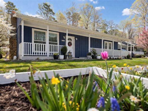 1515 Spanish Dr, Asheboro, NC, 27205-1942 | Card Image
