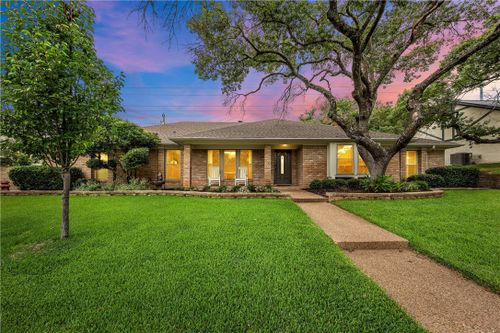 9921 Burgundy Lane, Woodway, TX, 76712 | Card Image