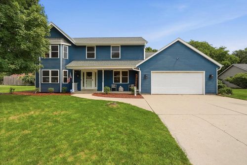 W140S7444 Settler Way, Muskego, WI, 53150-3622 | Card Image