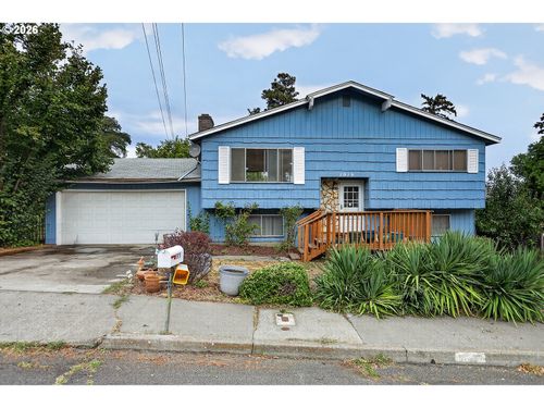 1919 Garrison St, TheDalles, OR, 97058 | Card Image