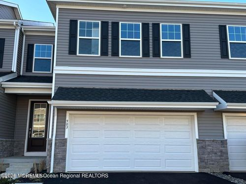 903 Navigator Ave, Marlboro, NJ, 07746-2637 | Card Image