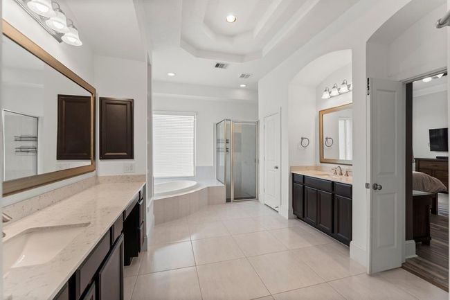 31013 Sunfall Trail Ln, House other with 4 bedrooms, 3 bathrooms and 2 parking in Spring TX | Image 12