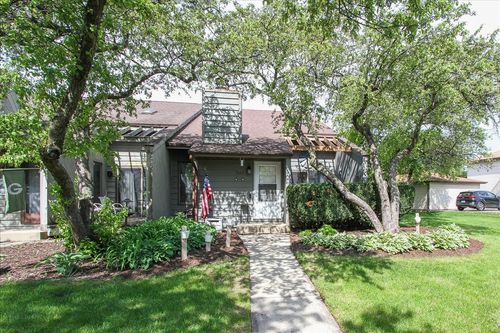 949 Manchester Ct, South Elgin, IL, 60177-1436 | Card Image