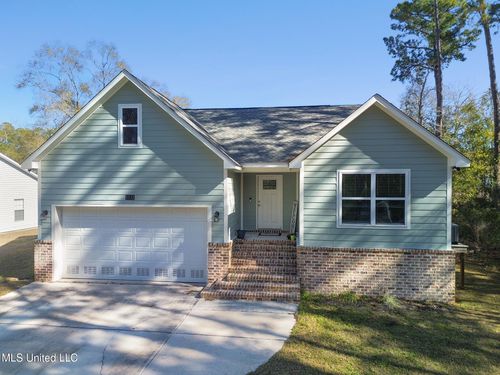 1132 Ash Street, Ocean Springs, MS, 39564 | Card Image