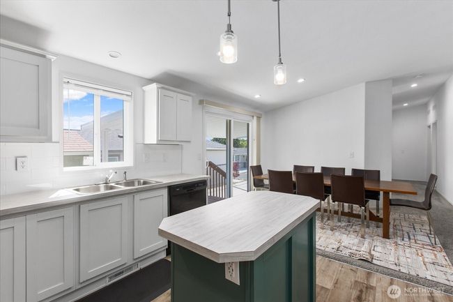 UNIT-64 - 23708 Locust Way, House other with 4 bedrooms, 2 bathrooms and null parking in Bothell WA | Image 13
