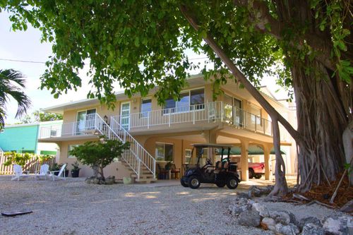 210 Schooner Ln, Duck Key, FL, 33050-3840 | Card Image