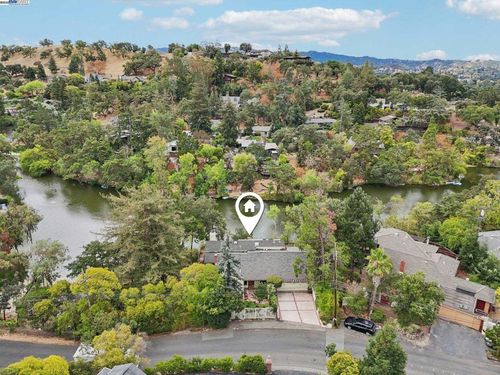 245 Lakewood Rd, Walnut Creek, CA, 94598-4854 | Card Image