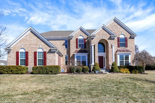 8944 Spring Violet Pl, Zionsville, IN, 46077-7506 | Card Image