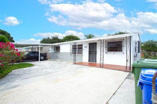 1311 Sw 33rd Ter, Fort Lauderdale, FL, 33312-3588 | Card Image