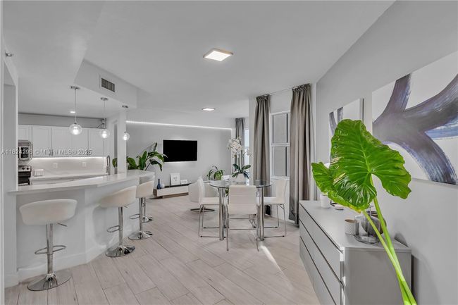 APT-209 - 11401 Nw 89 Th St, Home with 2 bedrooms, 3 bathrooms and null parking in Doral FL | Image 31