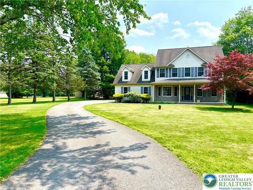 538 Carney Rd, Palmerton, PA, 18071-7702 | Card Image
