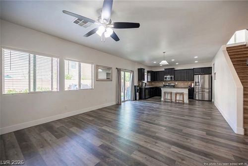 6742 Prairie Dusk Dr, Las Vegas, NV, 89122-8654 | Card Image