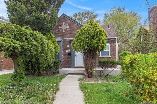 5236 Bedford St, Detroit, MI, 48224-2653 | Card Image