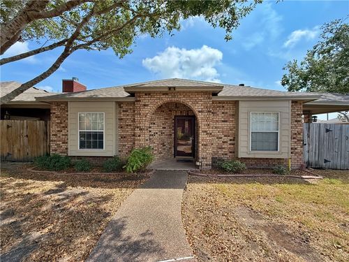 v-1-7205 Mansions Dr, Corpus Christi, TX, 78414-3770 | Card Image
