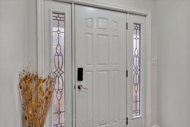 686 Corrigan Cres, House other with 4 bedrooms, 2 bathrooms and 4 parking in Peterborough ON | Image 5