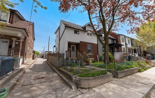 165 Nairn Ave, Toronto, ON, M6E4H2 | Card Image
