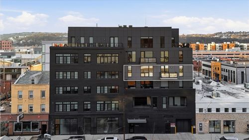 unit-403-2545 Penn Ave, Pittsburgh, PA, 15222-4619 | Card Image