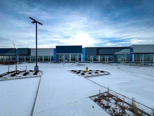 s3-4-Yellowhead Trail Yellowhead Trail Nw, Edmonton, AB, T5S | Card Image