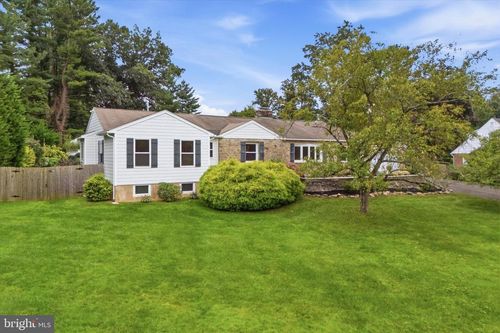 1484 Grasshopper Rd, HUNTINGDON VALLEY, PA, 19006-5806 | Card Image