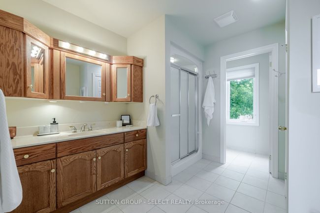 7474 Riverside Dr, House other with 3 bedrooms, 2 bathrooms and 6 parking in Port Franks ON | Image 24