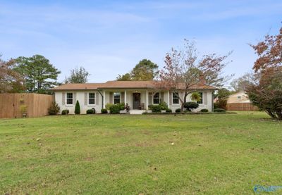 7501 Chadwell Road Sw, House other with 3 bedrooms, 2 bathrooms and null parking in Huntsville AL | Image 2