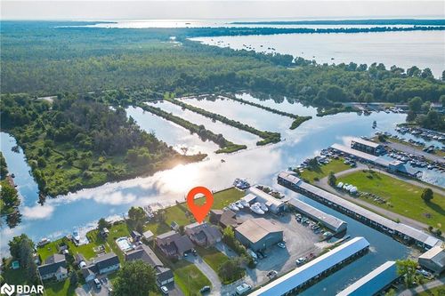 52 Riverside Dr, Pefferlaw, ON, L0E1N0 | Card Image