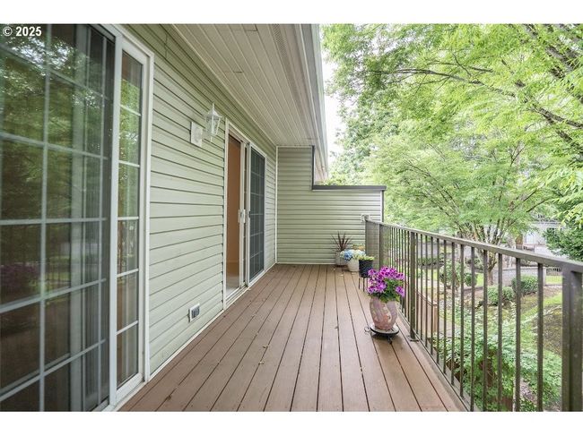 Deck | Image 29