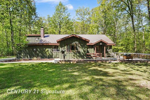 5757 Oak Road, Rose Township, MI, 48654 | Card Image