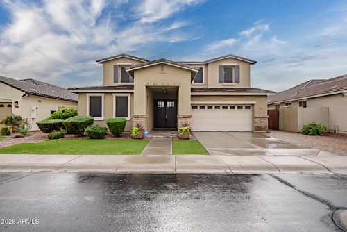 2915 E Russell St, Mesa, AZ, 85213-1944 | Card Image