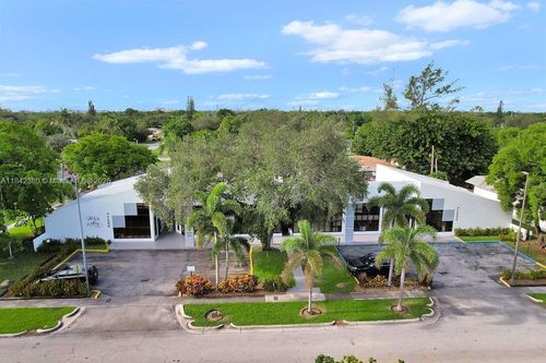1590 Ne 162nd St, NORTH MIAMI BEACH, FL, 33162-4759 | Card Image
